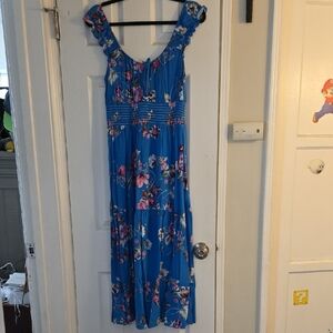 Chic Blue Floral Midi Dress